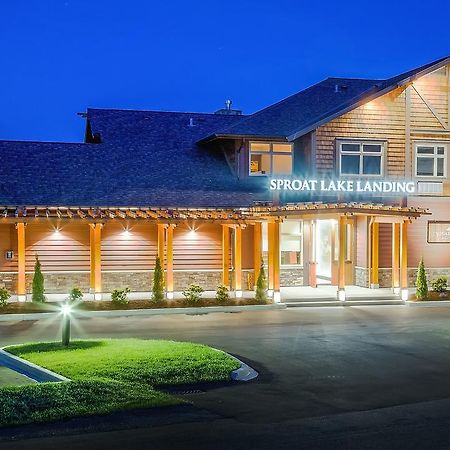Sproat Lake Landing Resort Great Central ภายนอก รูปภาพ