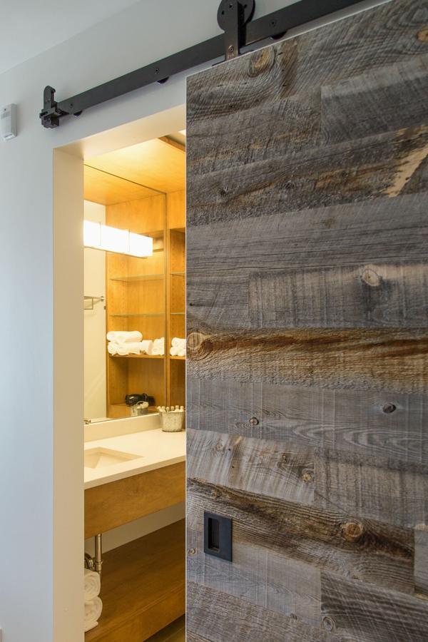 Sproat Lake Landing Resort Great Central ภายนอก รูปภาพ